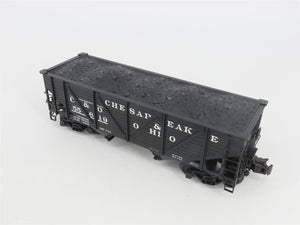 O Gauge 3-Rail Atlas 6423-7 C&O 50-Ton War Emergency 2-Bay Hopper 55619 w/ Load