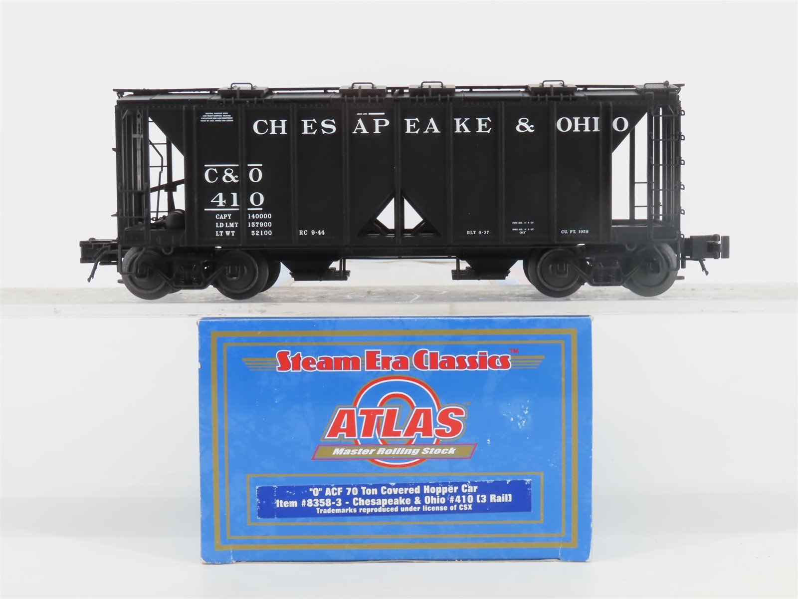O Gauge 3-Rail Atlas 8358-3 C&O Chesapeake & Ohio 2-Bay Covered Hopper #410