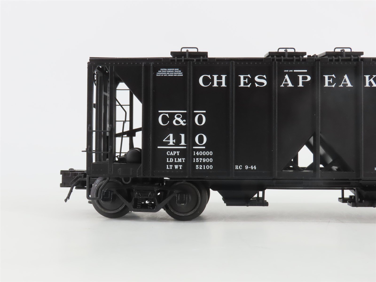 O Gauge 3-Rail Atlas 8358-3 C&O Chesapeake & Ohio 2-Bay Covered Hopper #410