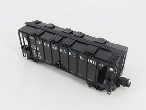 O Gauge 3-Rail Atlas 8358-3 C&O Chesapeake & Ohio 2-Bay Covered Hopper #410