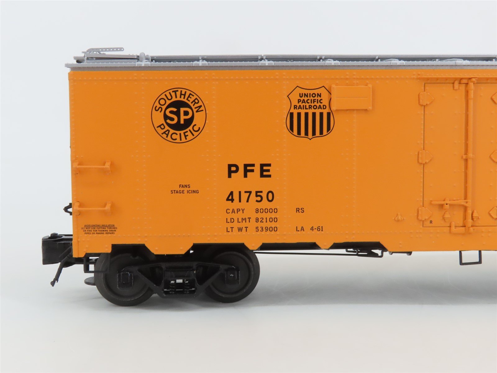 O Gauge 3-Rail Atlas 8518-2 UP SP PFE Pacific Fruit Express 40' Reefer #41750