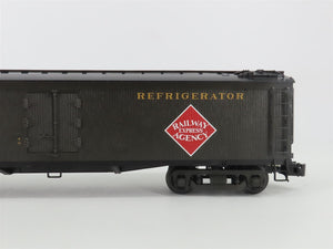 O Gauge 3-Rail Atlas 3001003-8 REX Railway Express Agency Wood Reefer #1527
