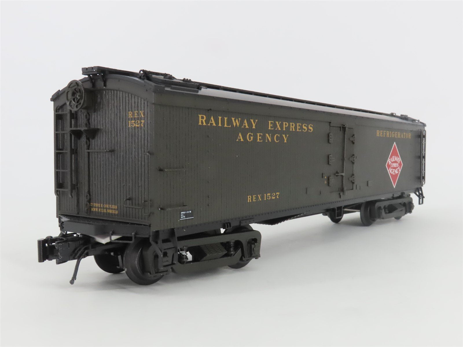 O Gauge 3-Rail Atlas 3001003-8 REX Railway Express Agency Wood Reefer #1527