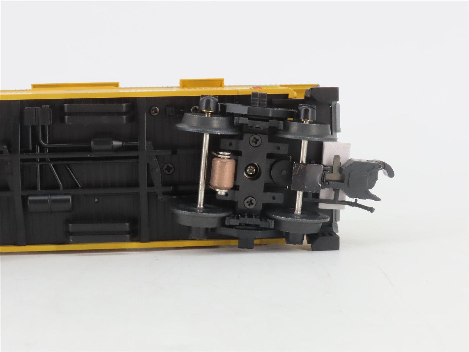 O Gauge 3-Rail Atlas Trainman 2003016-2 C&O Cupola Caboose #90236 w/ Lights