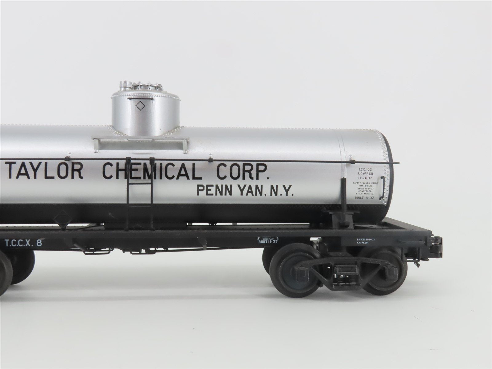 O Gauge 3-Rail Atlas 8671-1 TCCX Taylor Chemical Corp. Single Dome Tank Car #8