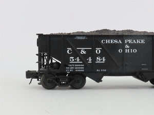 O Gauge 3-Rail Atlas 6438-7 C&O 50-Ton War Emergency 2-Bay Hopper #54484 w/ Load