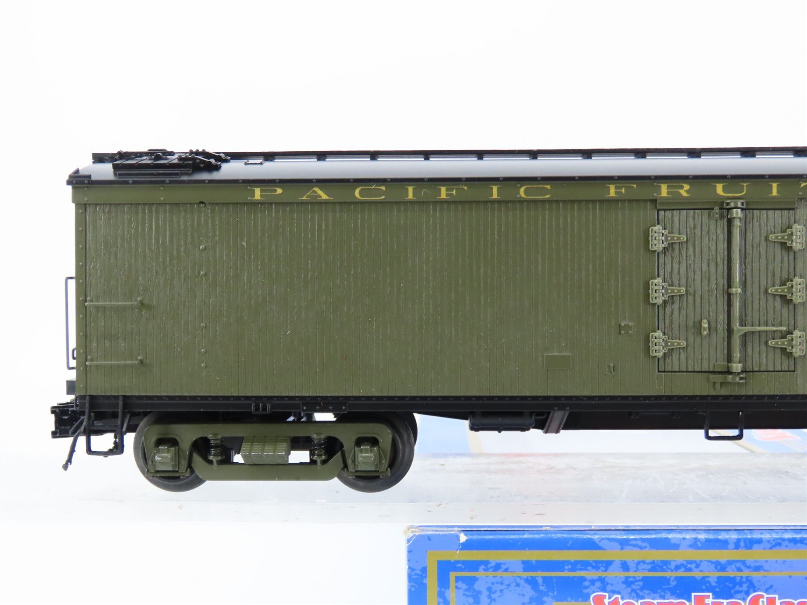 O Gauge 3-Rail Atlas 3001029-4 PFE Pacific Fruit Express Wood Reefer #791