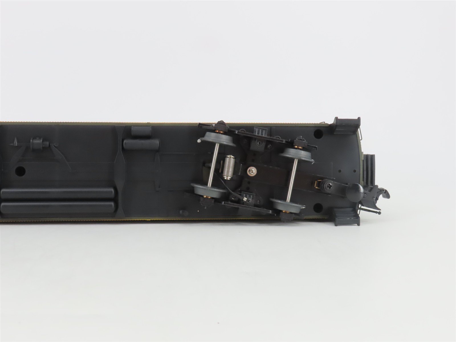 O Gauge 3-Rail Atlas Trainman 2001219-1 GTW 60' Combine Passenger Car #7290