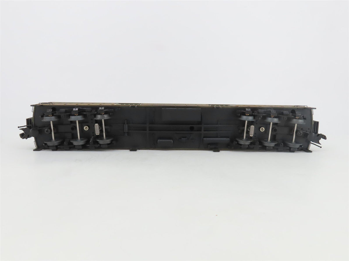 O Gauge 3-Rail Atlas Trainman 2001320-2 GTW 60&#39; Baggage Passenger Car #8805