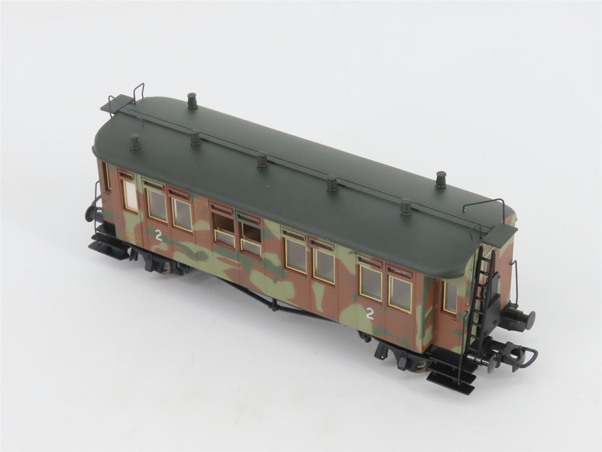 HO Scale Liliput L327399 DR Deutsche Reichsbahn WWII 2nd Class Passenger Car