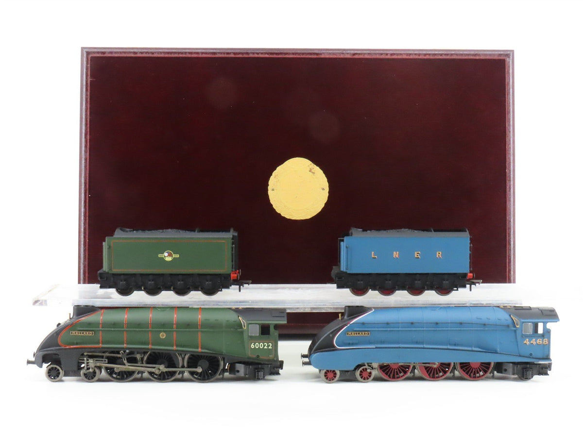 OO Bachmann Branchline LNER London North Eastern 4-6-2 Mallard Steam 2-Unit Set