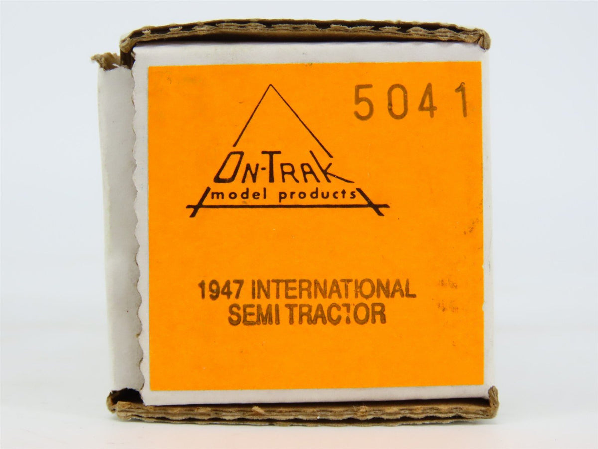 HO 1/87 On-Trak 5041 Undecorated 1947 International Semi Tractor Vehicle Kit