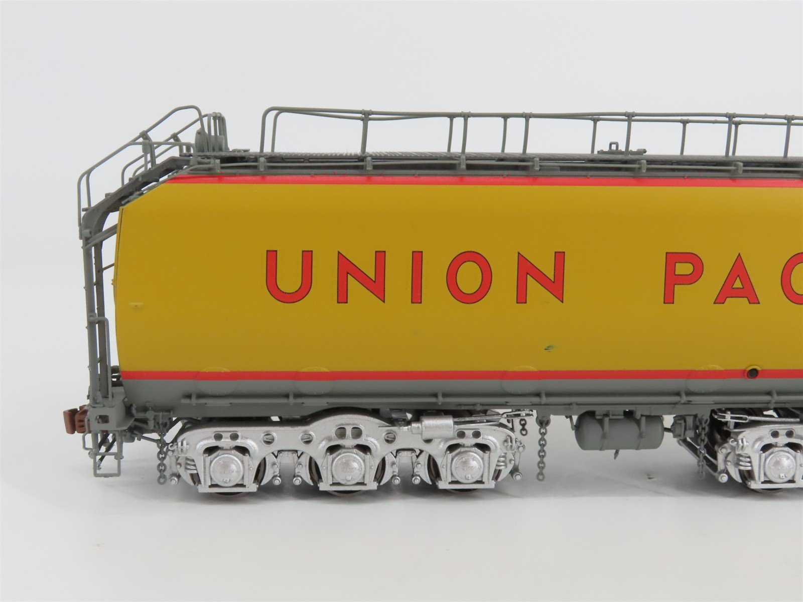 HO Scaletrains.com SXT70001 UP GTEL 8500 HP Turbine Locomotive #18 wDCC & Sound