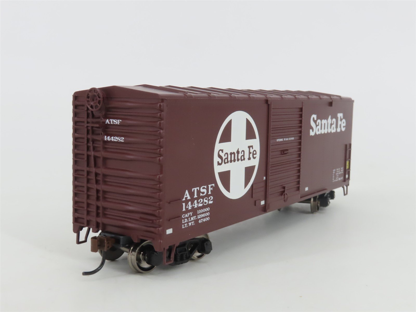 HO Scale Athearn 73426 ATSF Santa Fe Railroad 40' Modernized Box Car #144282