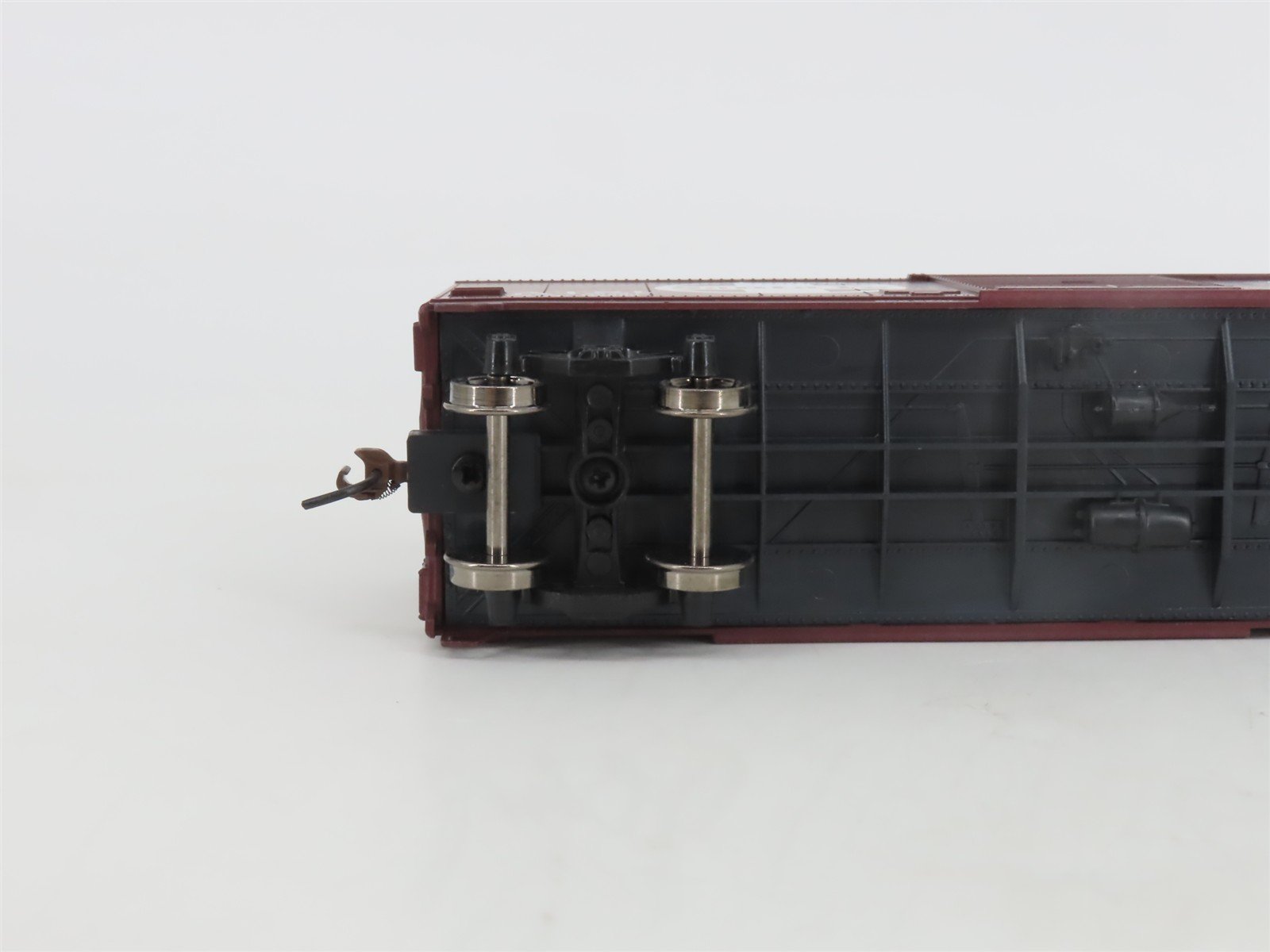 HO Scale Athearn 73426 ATSF Santa Fe Railroad 40' Modernized Box Car #144282