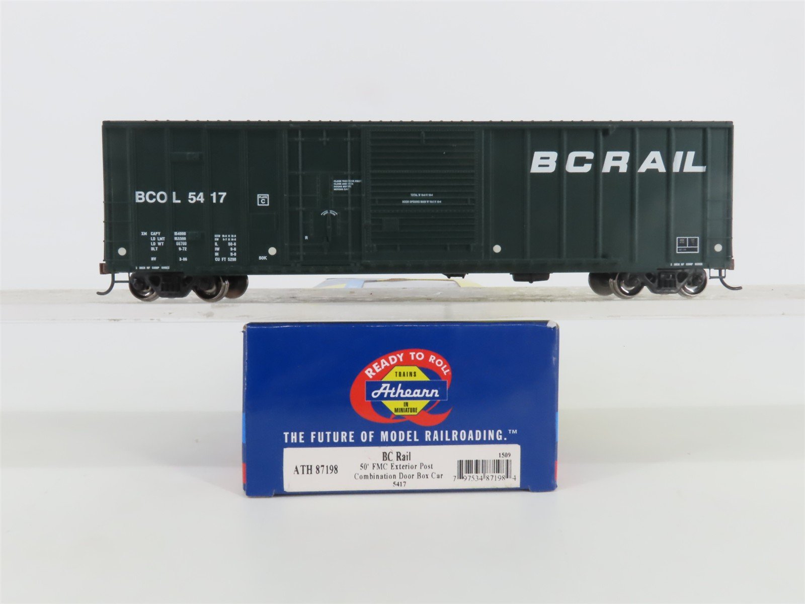 HO Scale Athearn ATH87198 BCOL BC Rail 50' Combination Door Box Car #5417