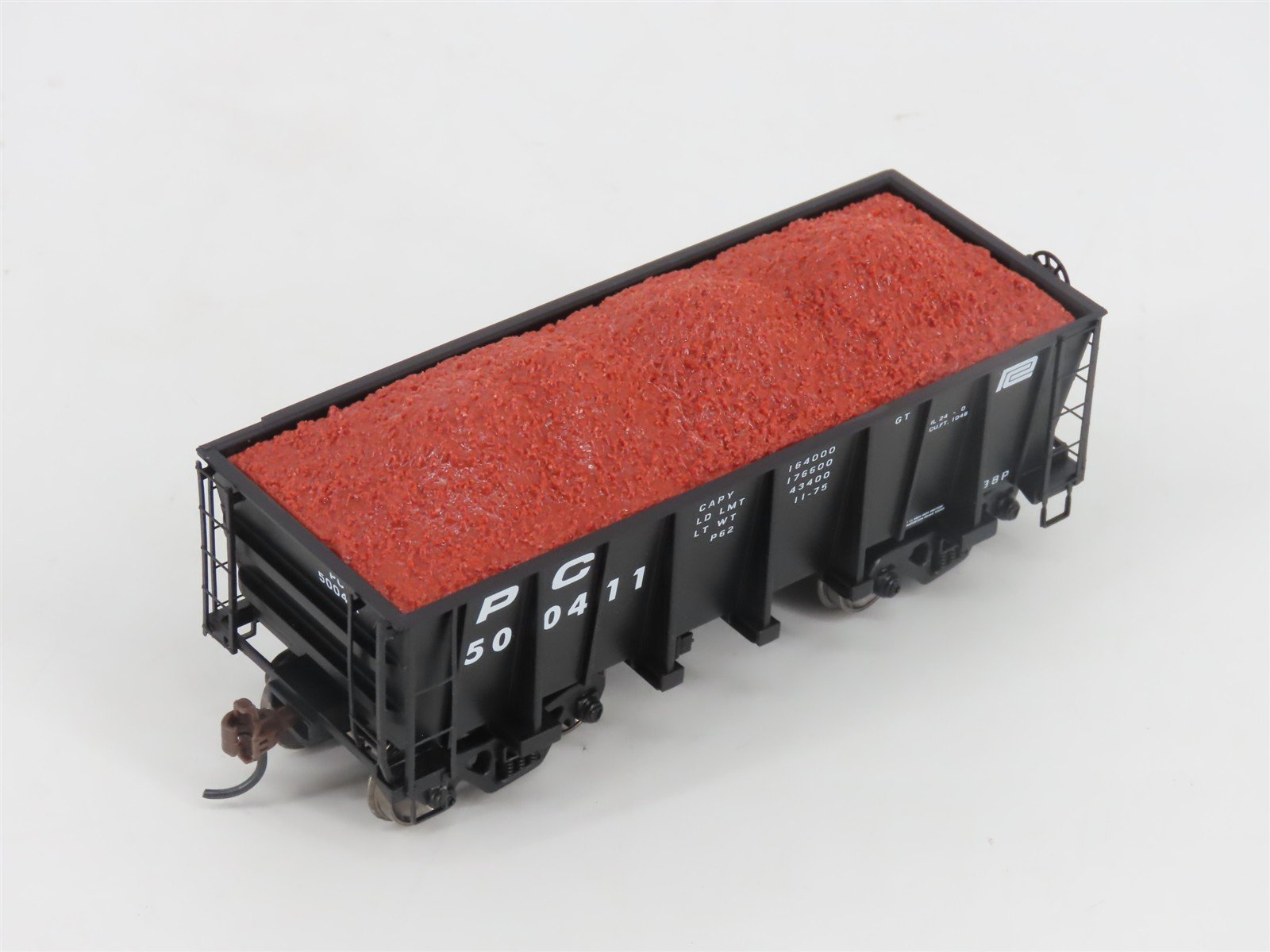 HO Scale Athearn Roundhouse ATH97698 PC Penn Central 26' Ore Car w/ Loads 4-Pack