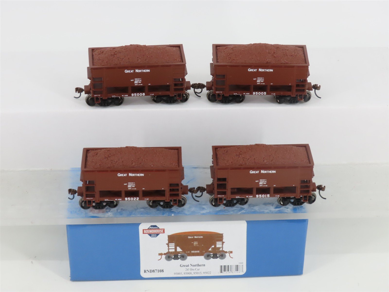 HO Scale Athearn Roundhouse RND87108 GN Great Northern 24' Ore Car 4-Pack