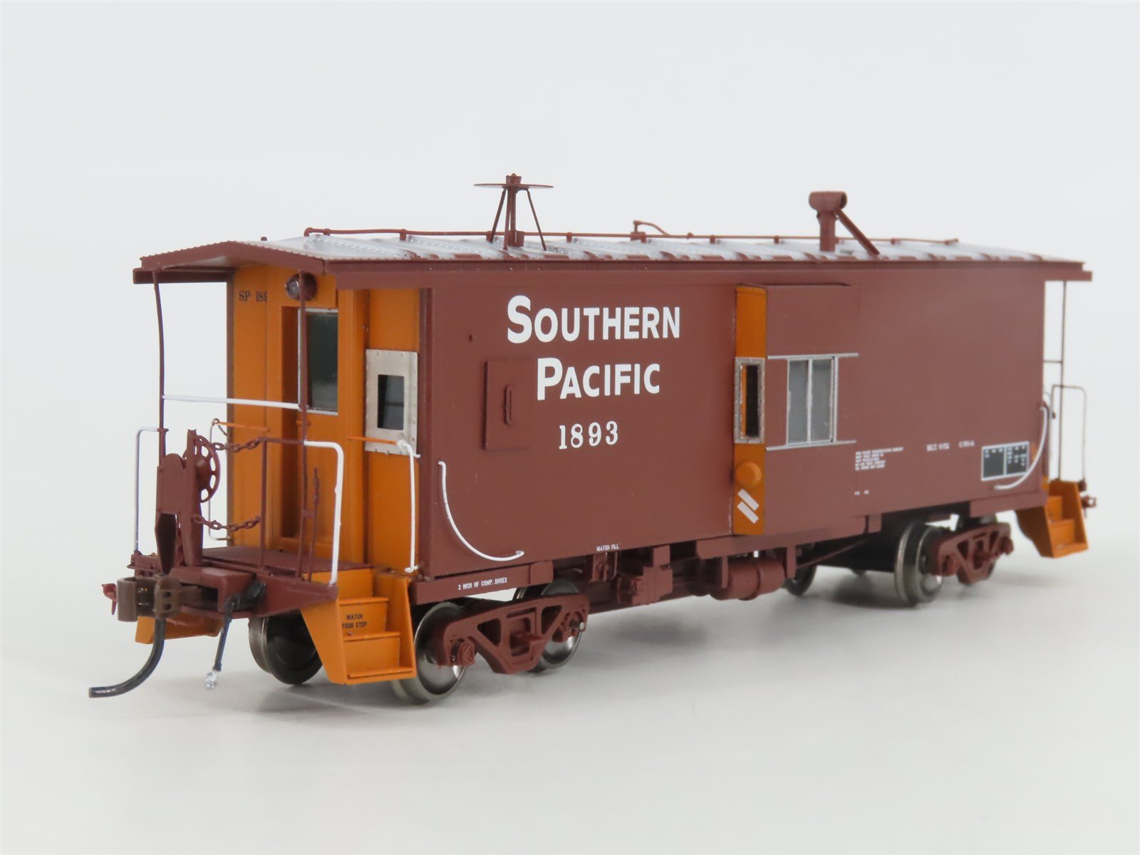 HO Scale Athearn Genesis G63051 SP Southern Pacific Bay Window Caboose #1893