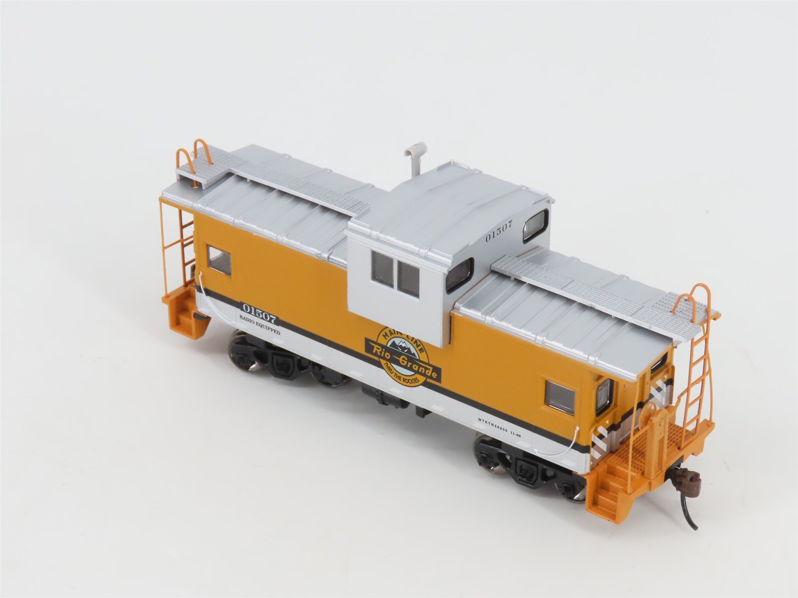 HO Scale Athearn Roundhouse RND87937 D&RGW Rio Grande Wide Vision Caboose #01507