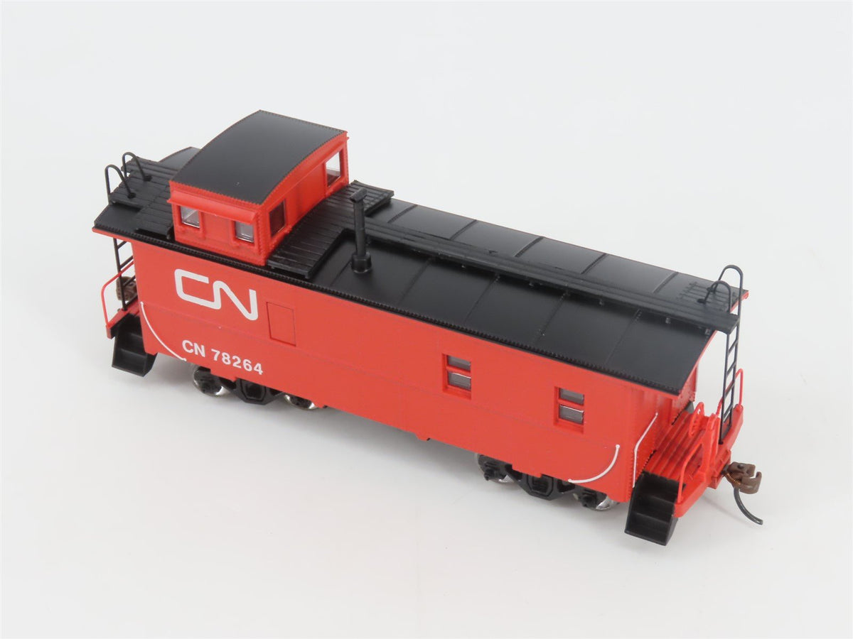 HO Scale Athearn Roundhouse RND87824 CN Canadian National Cupola Caboose #78264