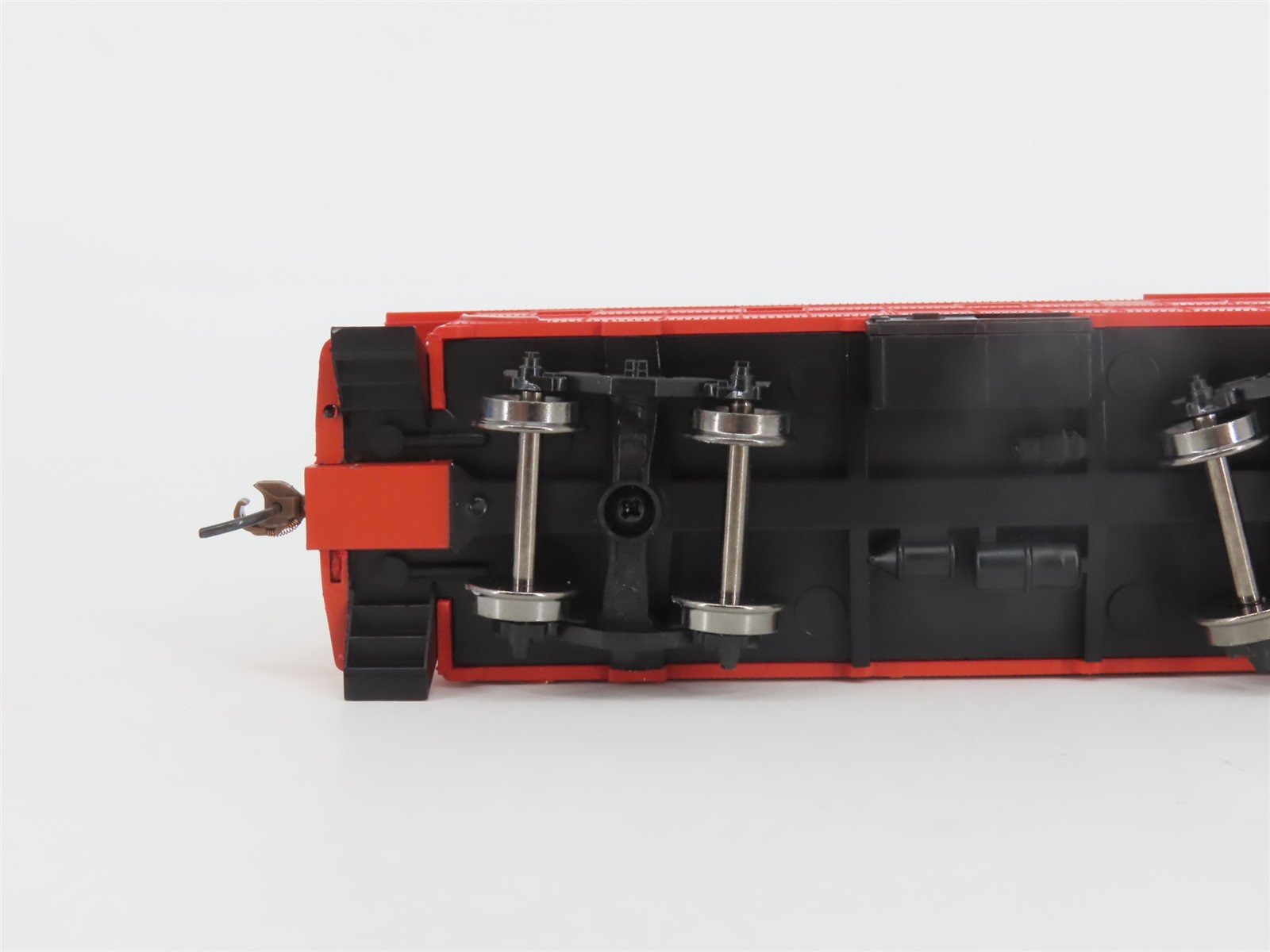 HO Scale Athearn Roundhouse RND87824 CN Canadian National Cupola Caboose #78264