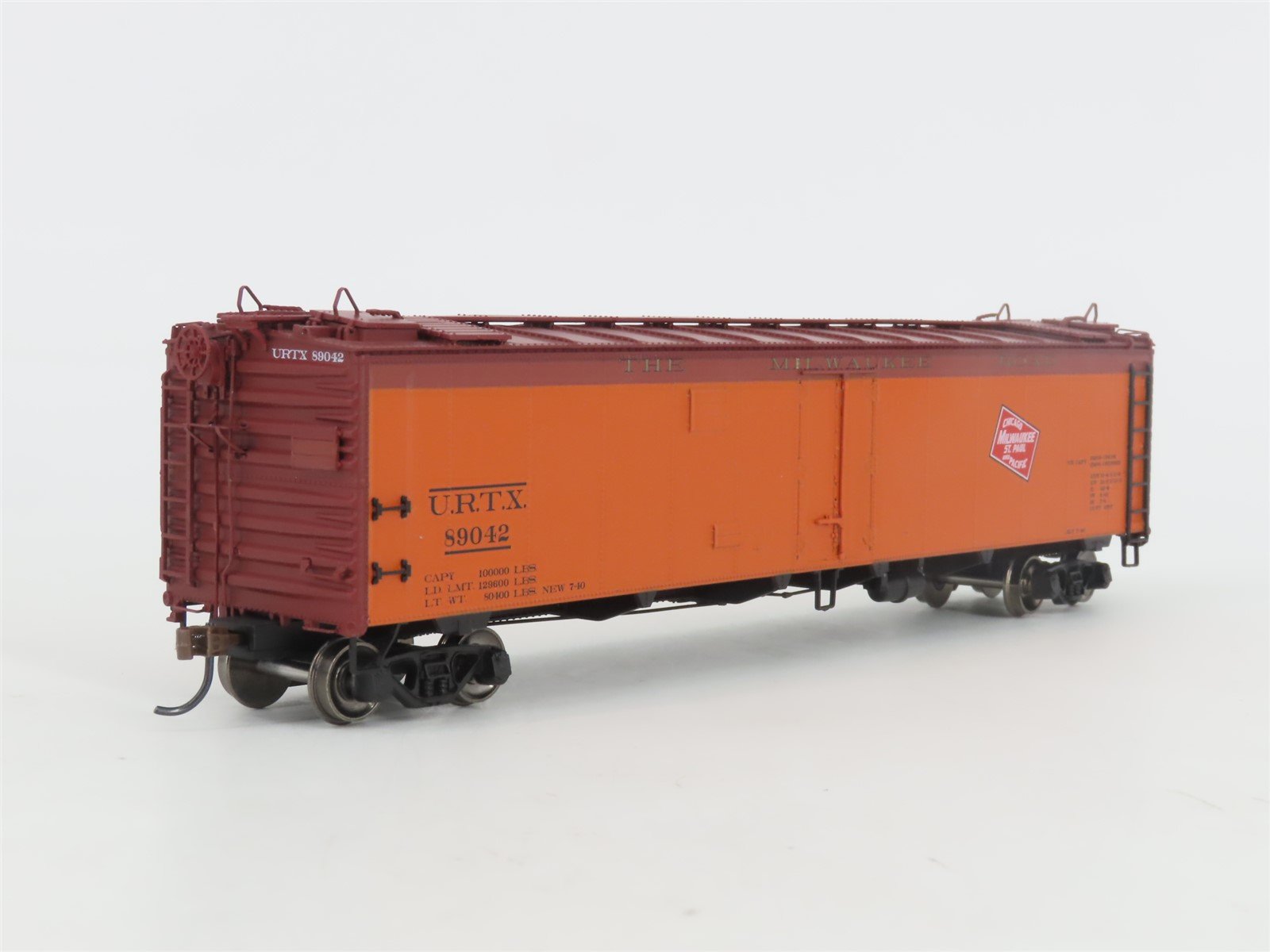 HO Scale Athearn ATH97364 URTX MILW Milwaukee Road 50' Ice Bunker Reefer #89042