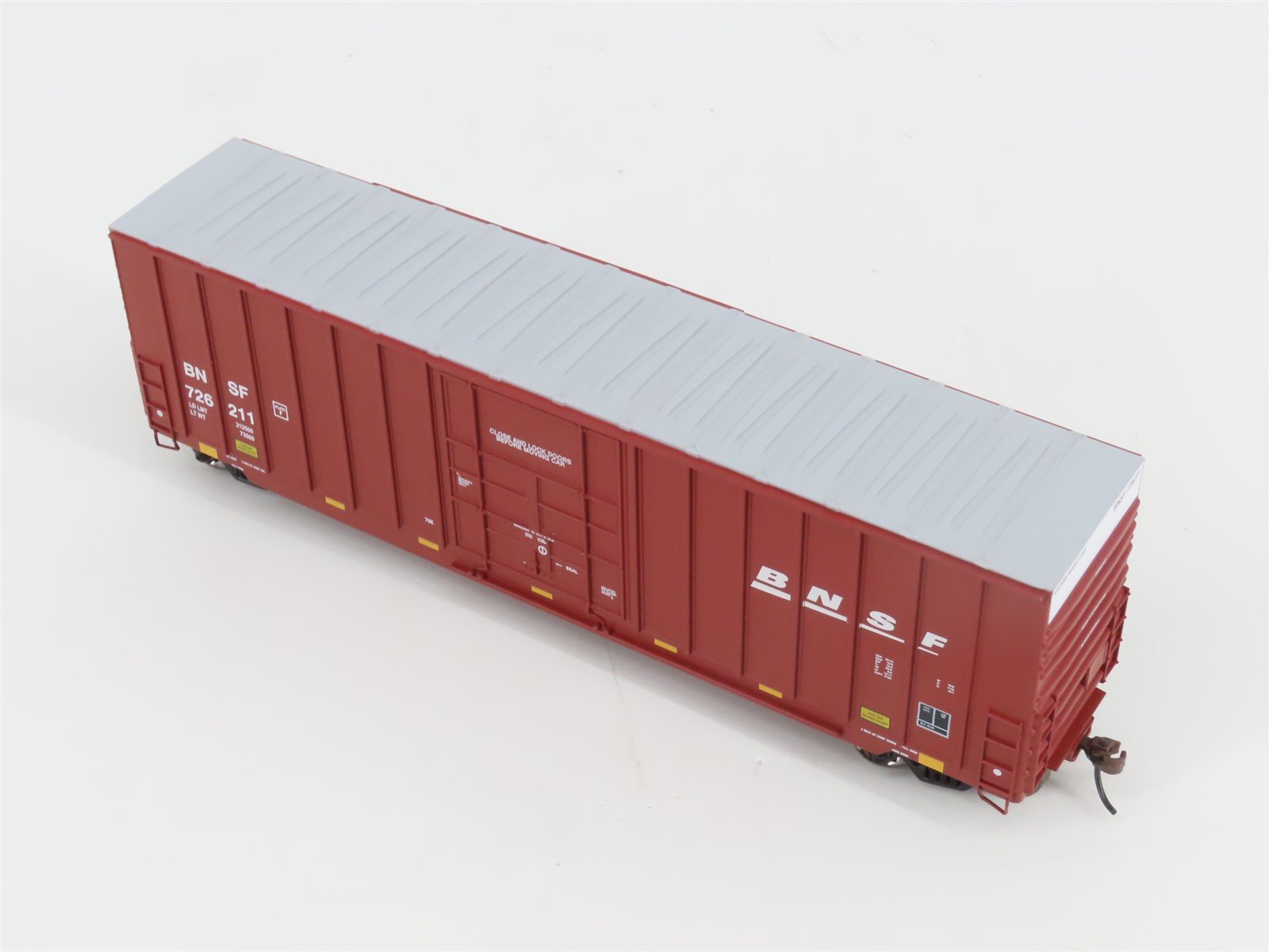 HO Scale Athearn Roundhouse RND14909 BNSF Railway 50' Plug Door Box Car #726211