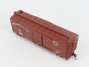 HO Scale Athearn Roundhouse RND2892 NP Northern Pacific 40' Box Car #28333