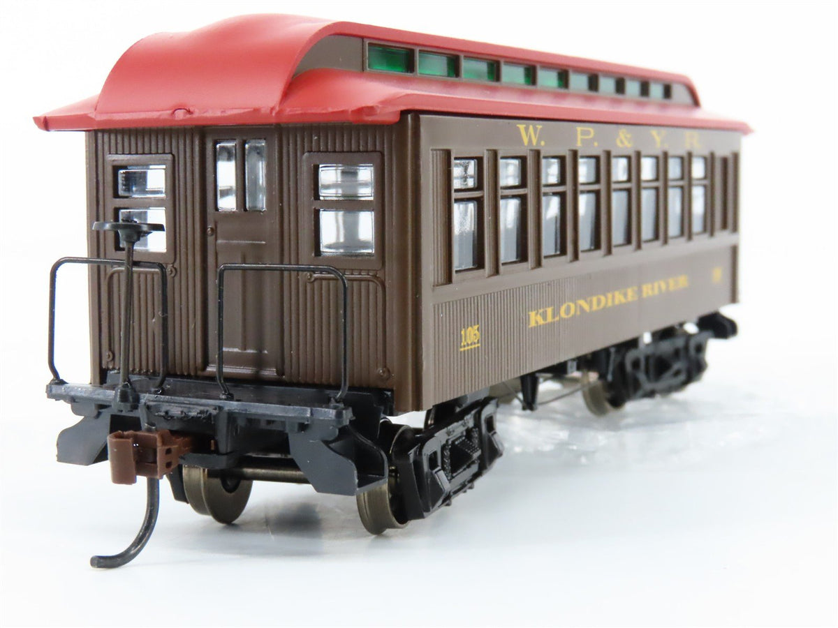 HO Scale Athearn 99468 WP&amp;YR White Pass &amp; Yukon Overton Coach Passenger #105