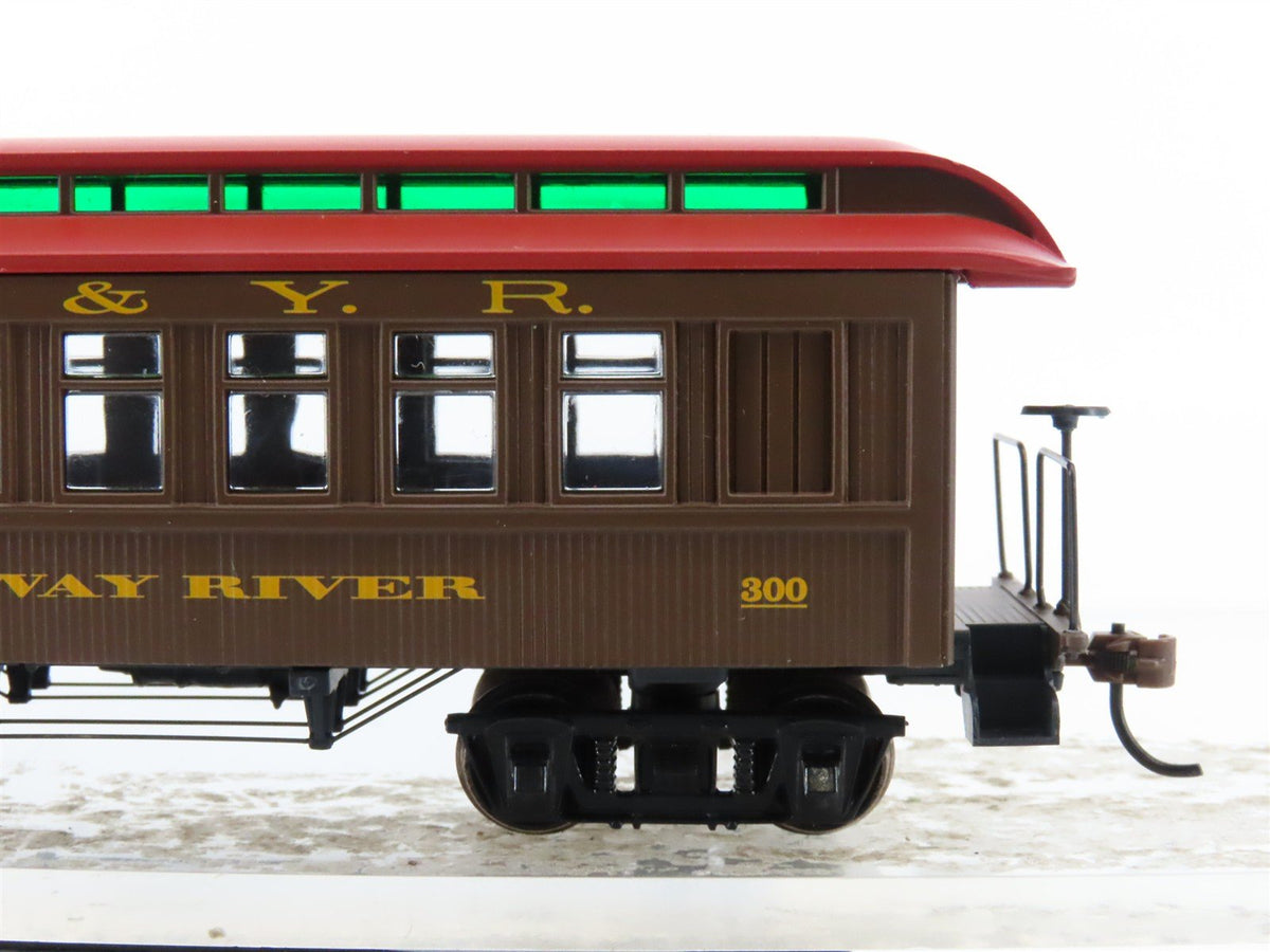 HO Scale Athearn RND99162 WP&amp;YR White Pass &amp; Yukon Coach Passenger Car #300