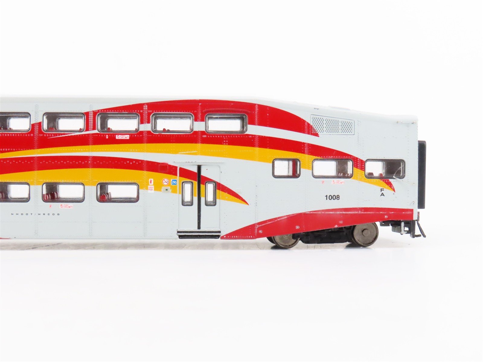 HO Scale Athearn New Mexico Rail Runner Bi-Level Commuter Passenger Car #1008