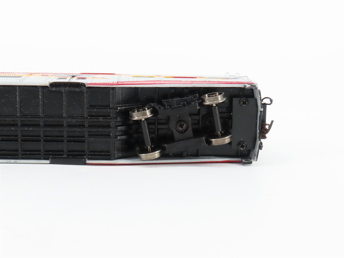 HO Scale Athearn New Mexico Rail Runner Bi-Level Commuter Passenger Car #1008