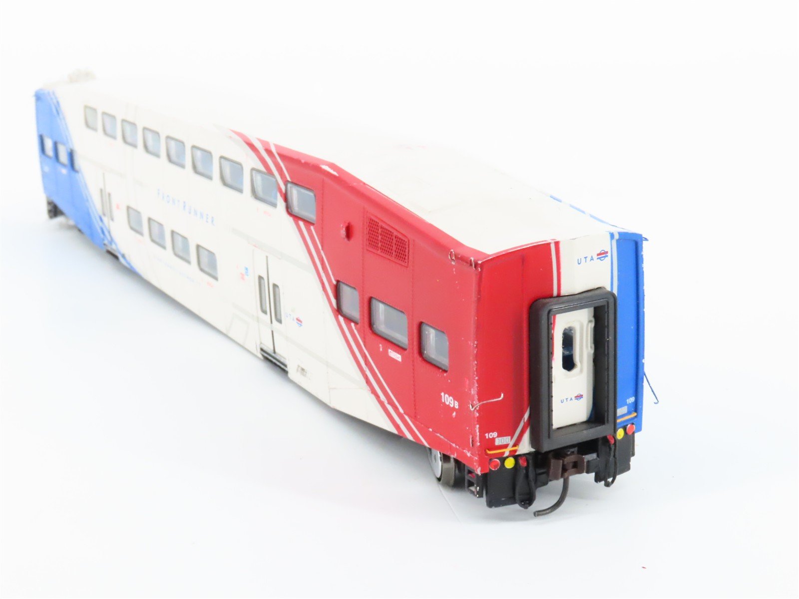 HO Scale Athearn Utah Front Runner Bi-Level Commuter Passenger Car #109