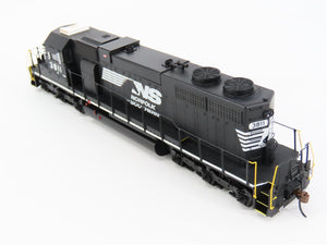 HO Athearn ATH88486 NS Norfolk Southern EMD SD38 Diesel #3811 - DCC Ready