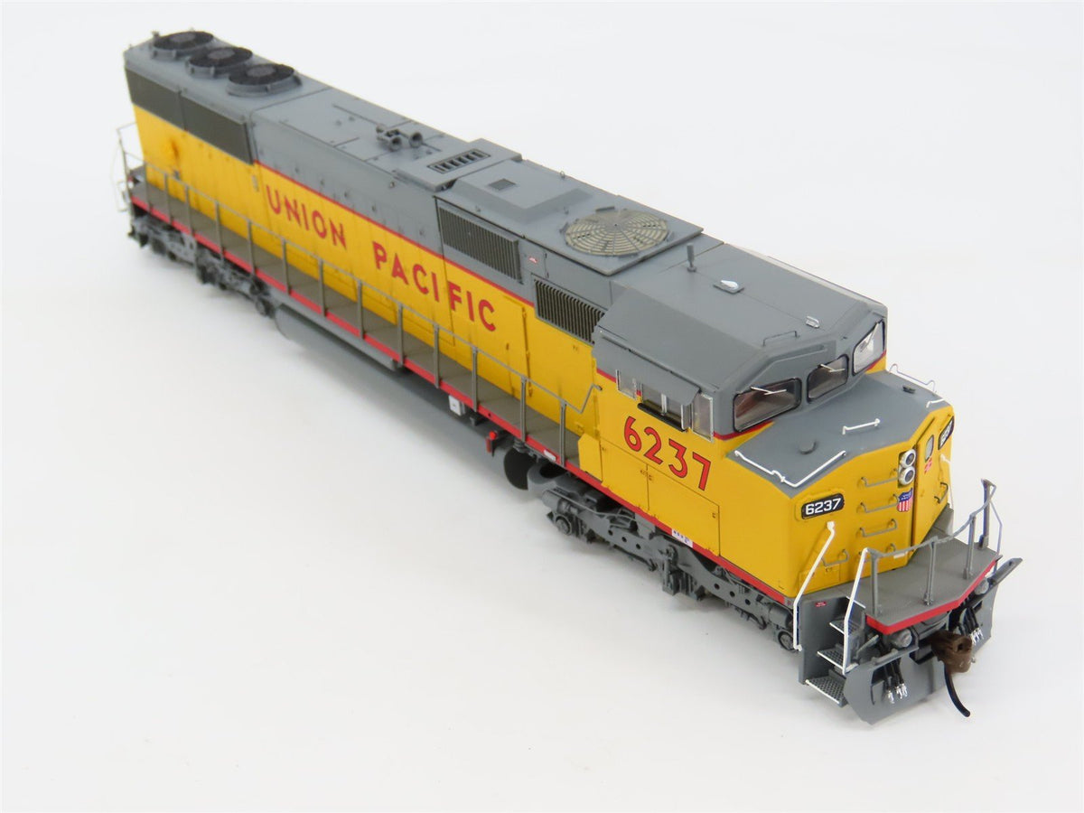 HO Athearn Genesis ATHG75615 UP SD60M &quot;Tri-Clops&quot; Diesel #6237 w/ DCC &amp; Sound