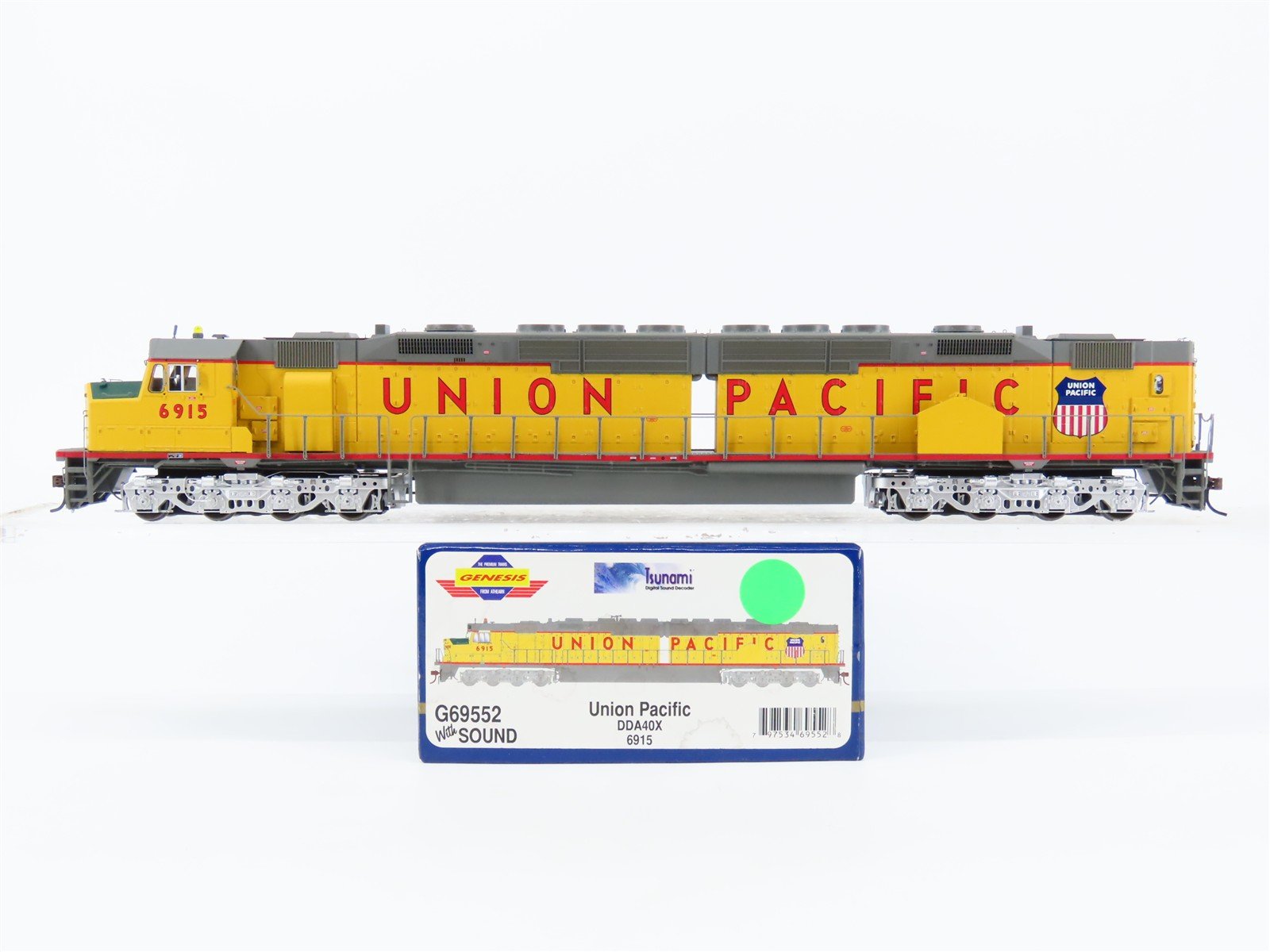 HO Athearn Genesis G69552 UP Union Pacific DDA40X Diesel #6915 w/ DCC & Sound