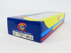 HO Scale Athearn 77665 NS/SOU Heritage Conrail AC4400CW Diesel #8098 - DCC Ready