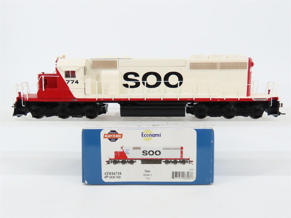 HO Scale Athearn ATH16718 SOO Line EMD SD40-2 Diesel #774 w/ DCC &amp; Sound