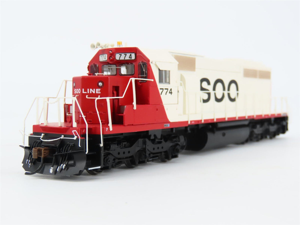 HO Scale Athearn ATH16718 SOO Line EMD SD40-2 Diesel #774 w/ DCC &amp; Sound