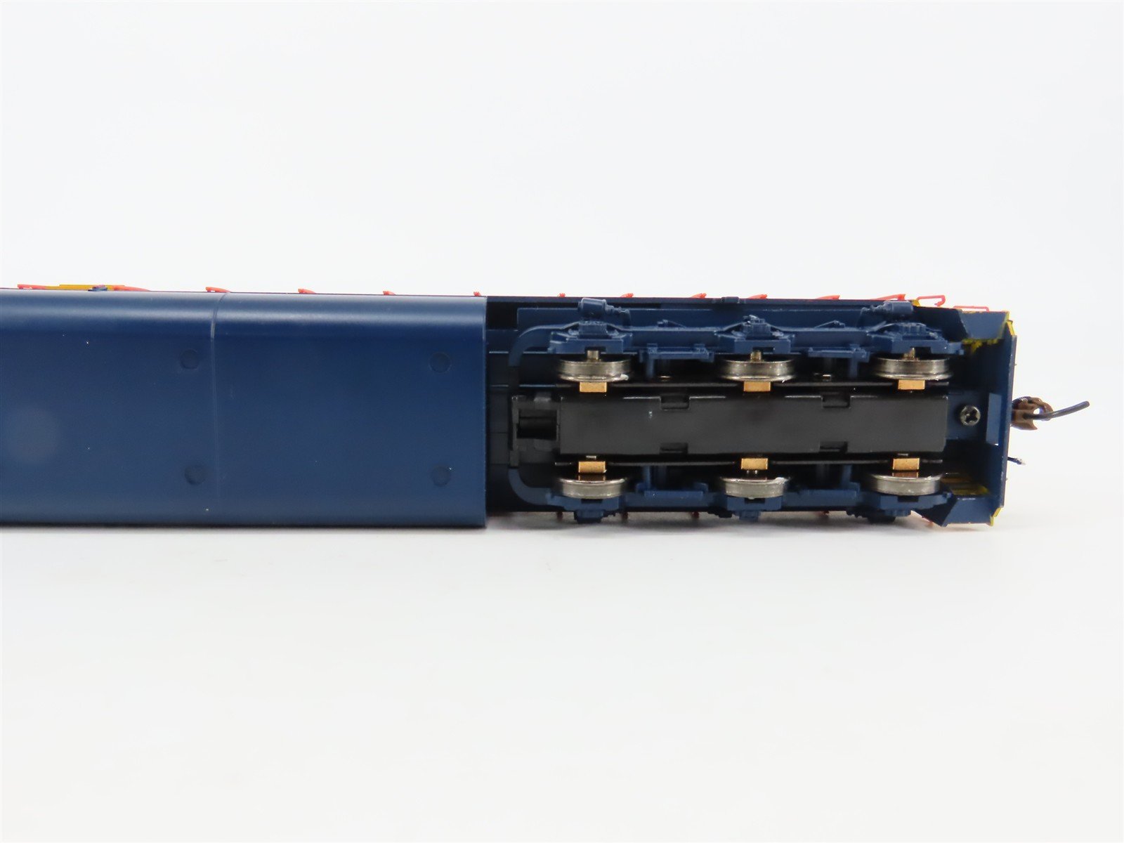 HO Athearn ATH86951 CSX Patched Chessie System SD50 Diesel #8557 w/ DCC & Sound