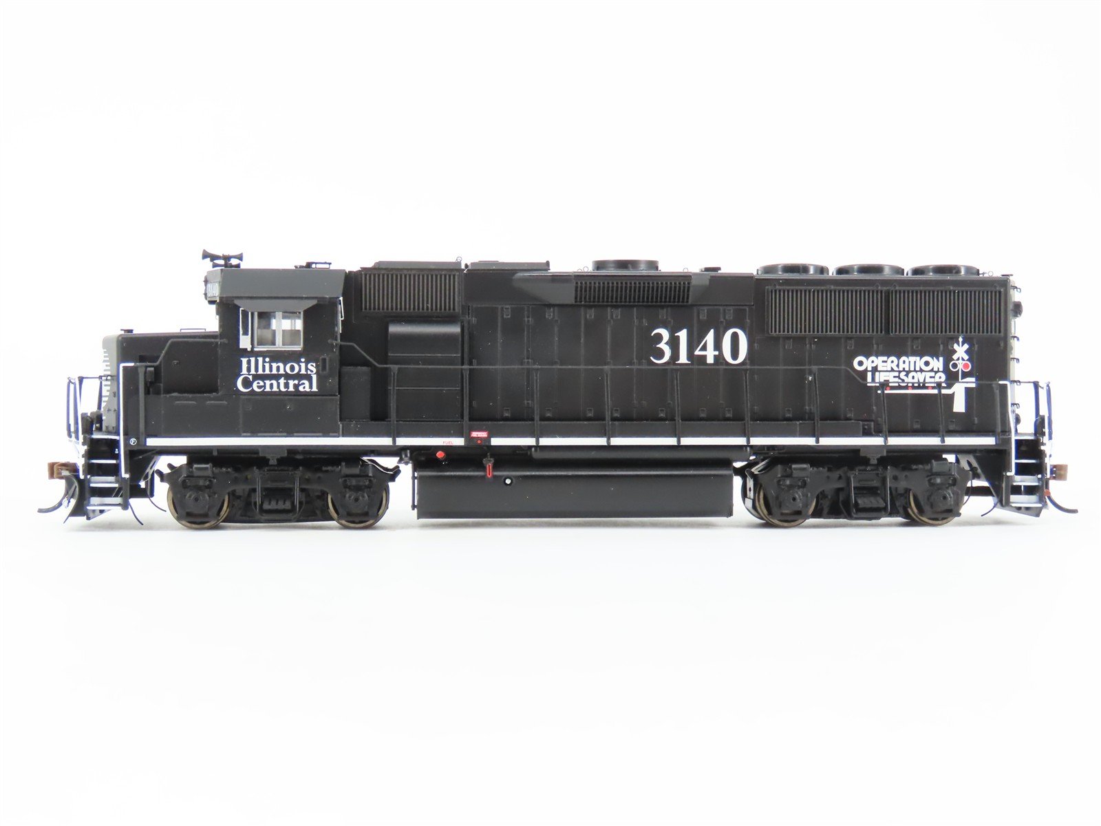 HO Scale Athearn IC "Operation Lifesaver" GP40-3 Diesel #3140 - Unpowered