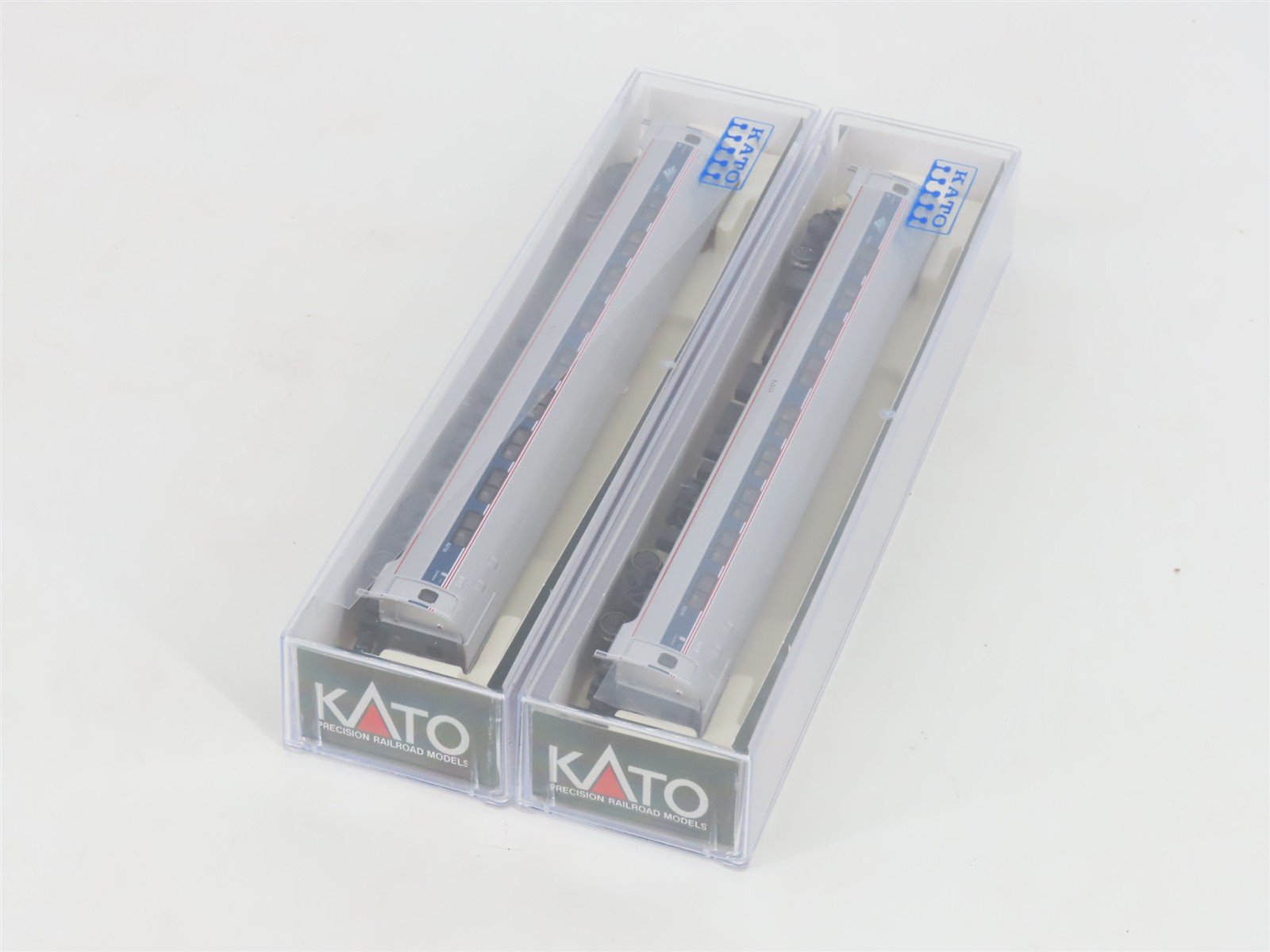 N Scale KATO 106-8002 AMTK Amtrak Phase VI Amfleet I Coach Passenger 2-Car Set A