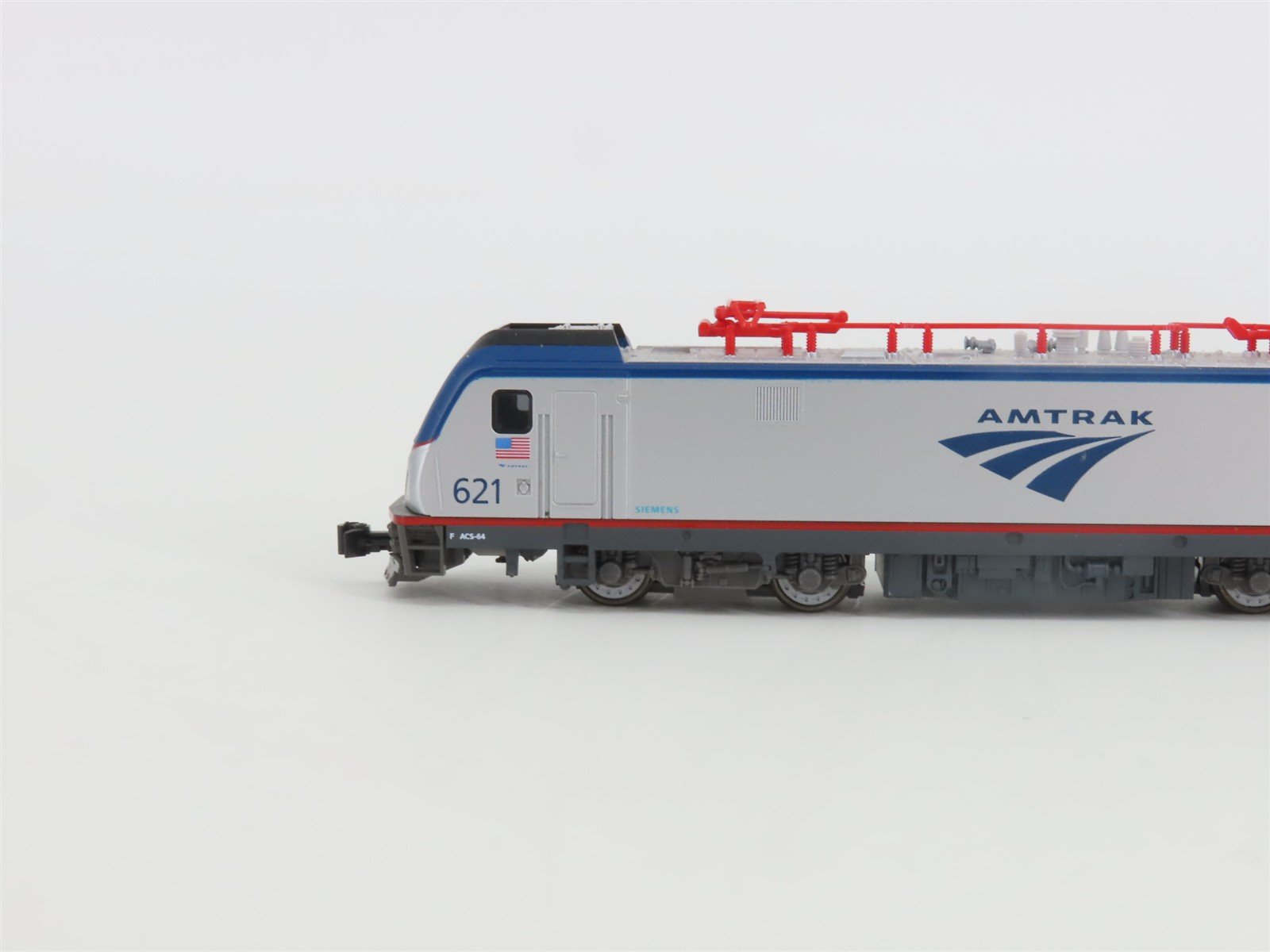 N KATO 106-8001 AMTK Amtrak Amfleet I ACS-64 Electric Passenger Train Set