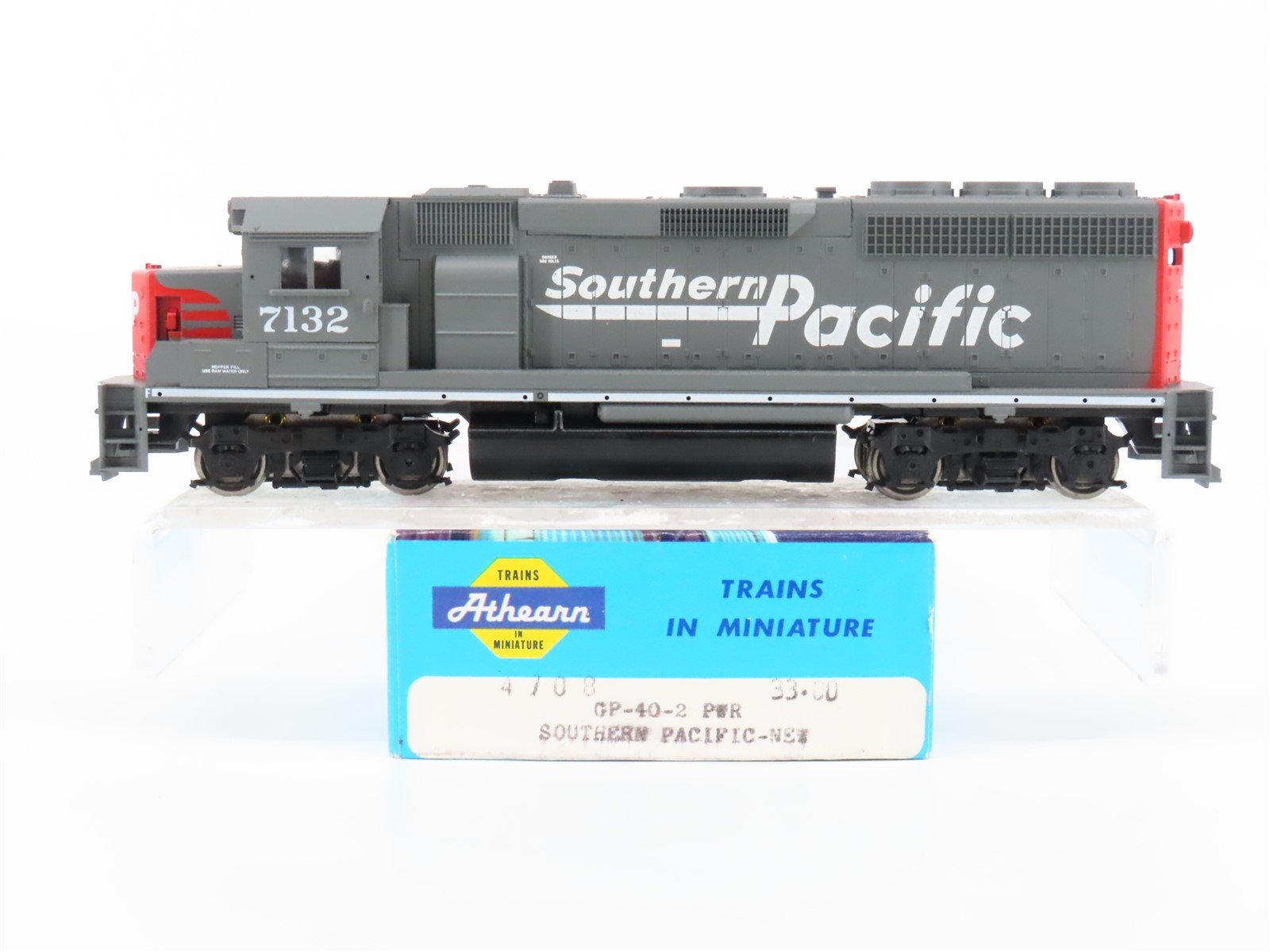 HO Scale Athearn 4780 SP Southern Pacific GP40-2 Diesel Locomotive #7132