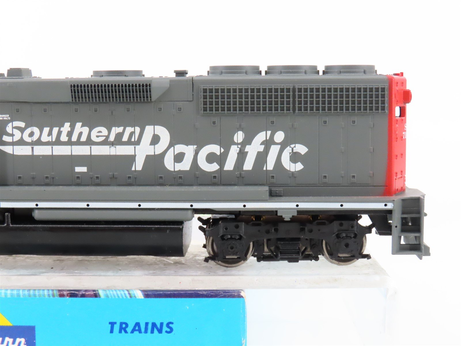 HO Scale Athearn 4780 SP Southern Pacific GP40-2 Diesel Locomotive #7132