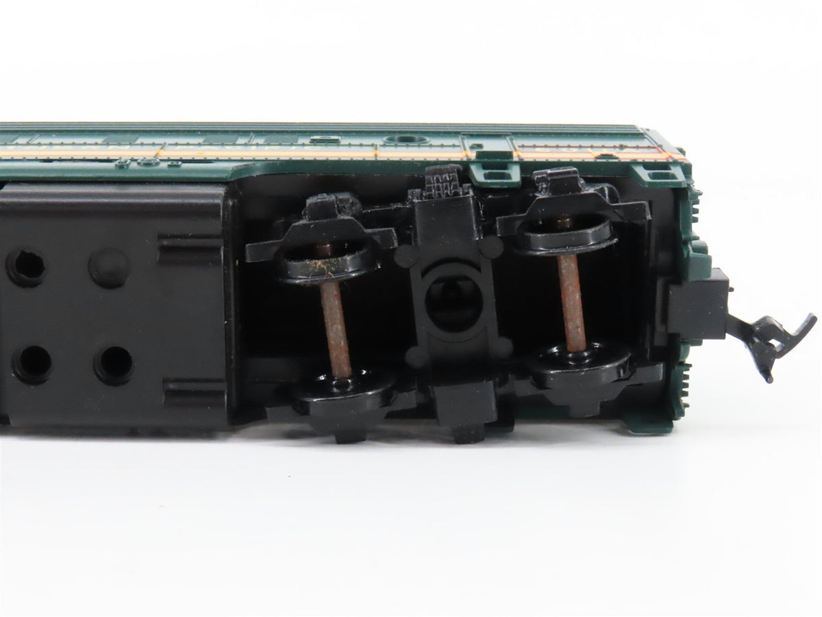 HO Scale Athearn 3029 NP Northern Pacific F7A Diesel Locomotive #6011A UNPOWERED