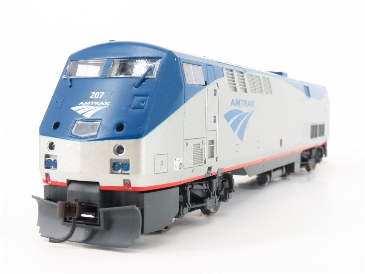HO Scale Athearn 9671 Amtrak AMD-103 P42DC Diesel Locomotive #207