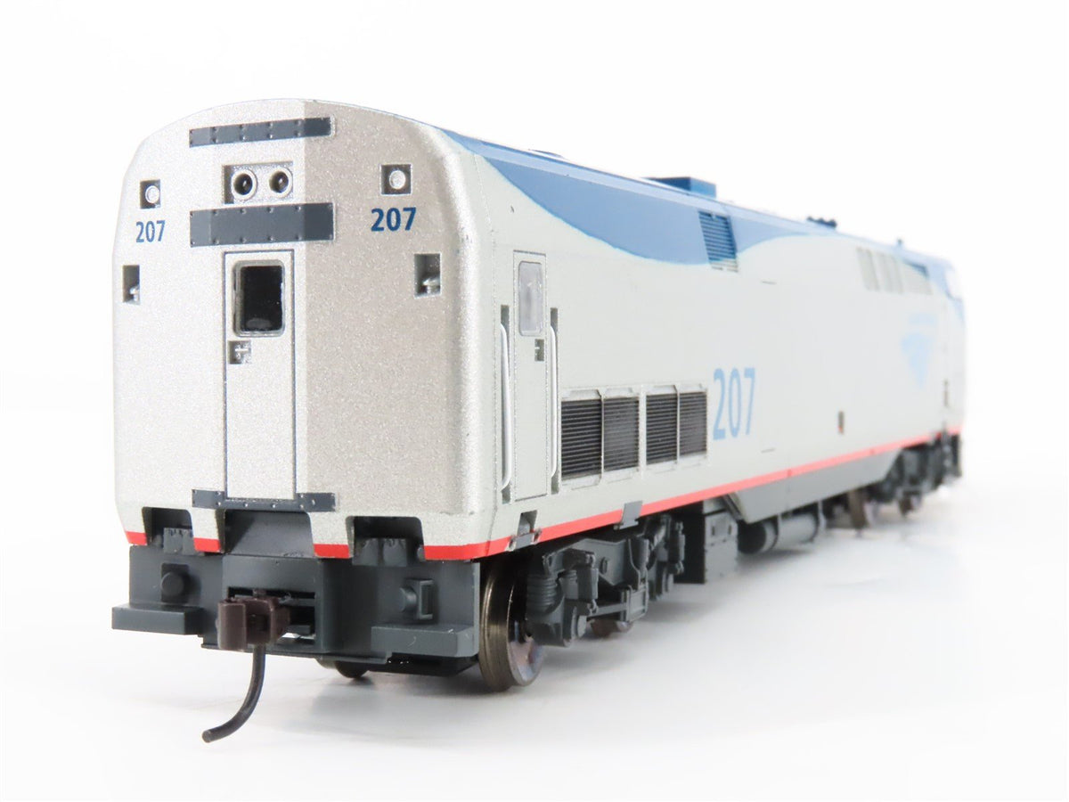 HO Scale Athearn 9671 Amtrak AMD-103 P42DC Diesel Locomotive #207