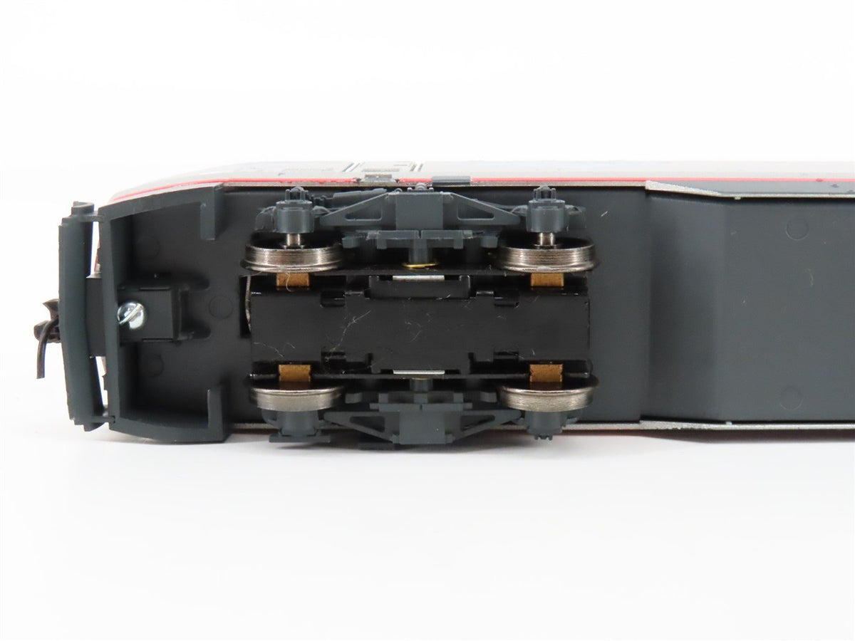 HO Scale Athearn 9671 Amtrak AMD-103 P42DC Diesel Locomotive #207